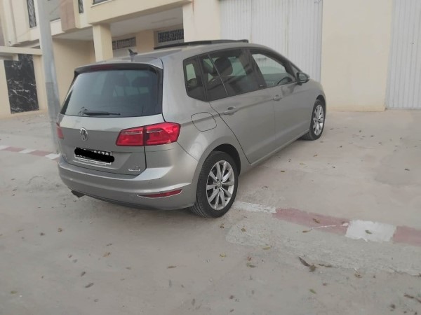 Volkswagen Golf avec ABS